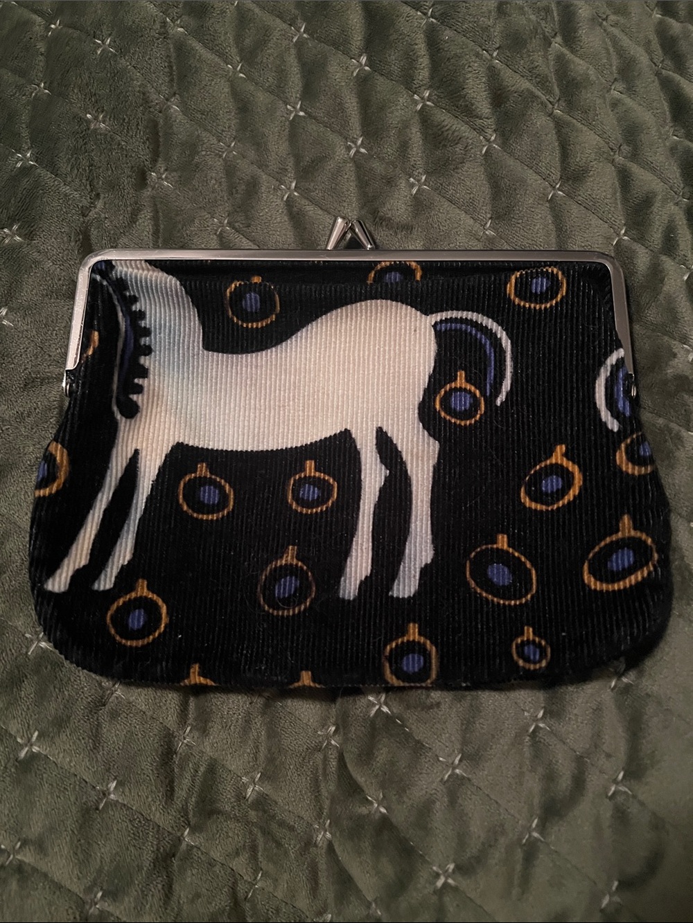 Marimekko Musta Tamma Kisslock Corduroy Pouch